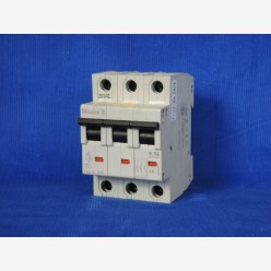 Klockner Moeller FAZ-3-C32 Circuit Breaker